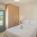 Avrofilito Syros * Ermoupoli