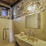 Avrofilito Syros * Ermoupoli
