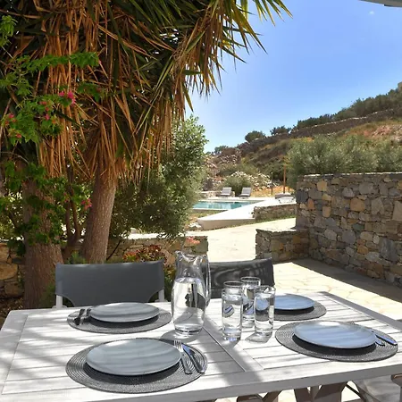 Avrofilito Syros