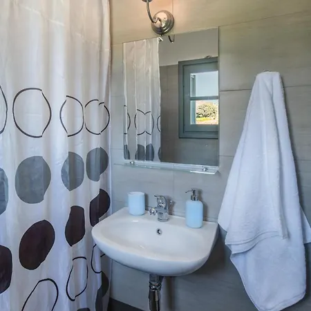 Apartament Avrofilito Syros