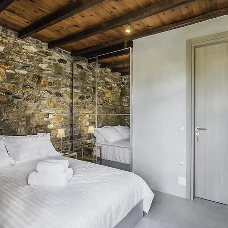 Apartament Avrofilito Syros